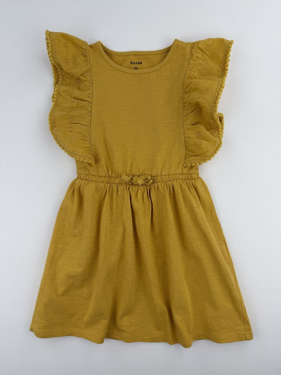 Robe moutarde à volants – Kiabi – 3 ans (90/97 cm)